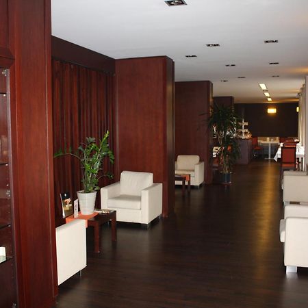 Hotel 2C Леняно Екстериор снимка